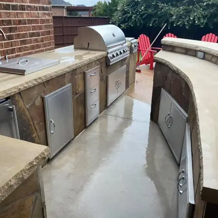 Custom Outdoor Kitchens